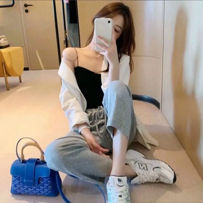 抄家当场，我抱住权臣大腿喊相公